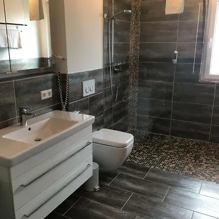 Haus Gutedel - Ferienwohnung Weinberg Lejlighed